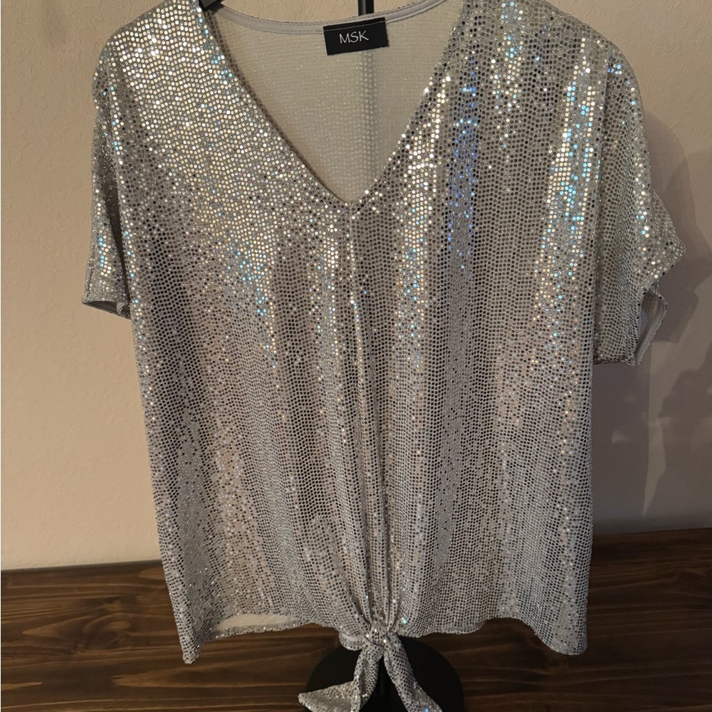 MSK Shimmering Silver Sequin Short Sleeve Top